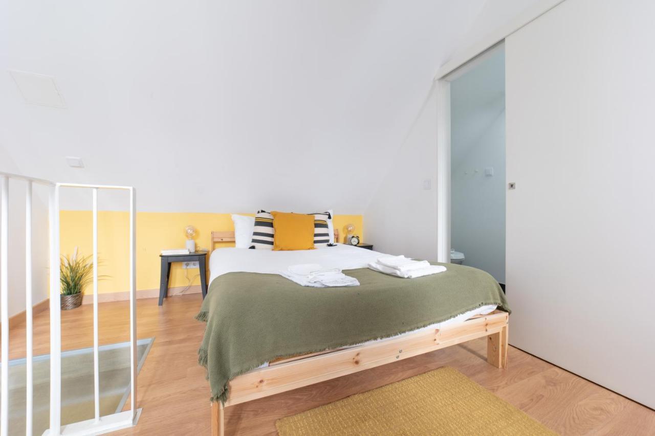 Hill House - No. 589b * Lissabon
